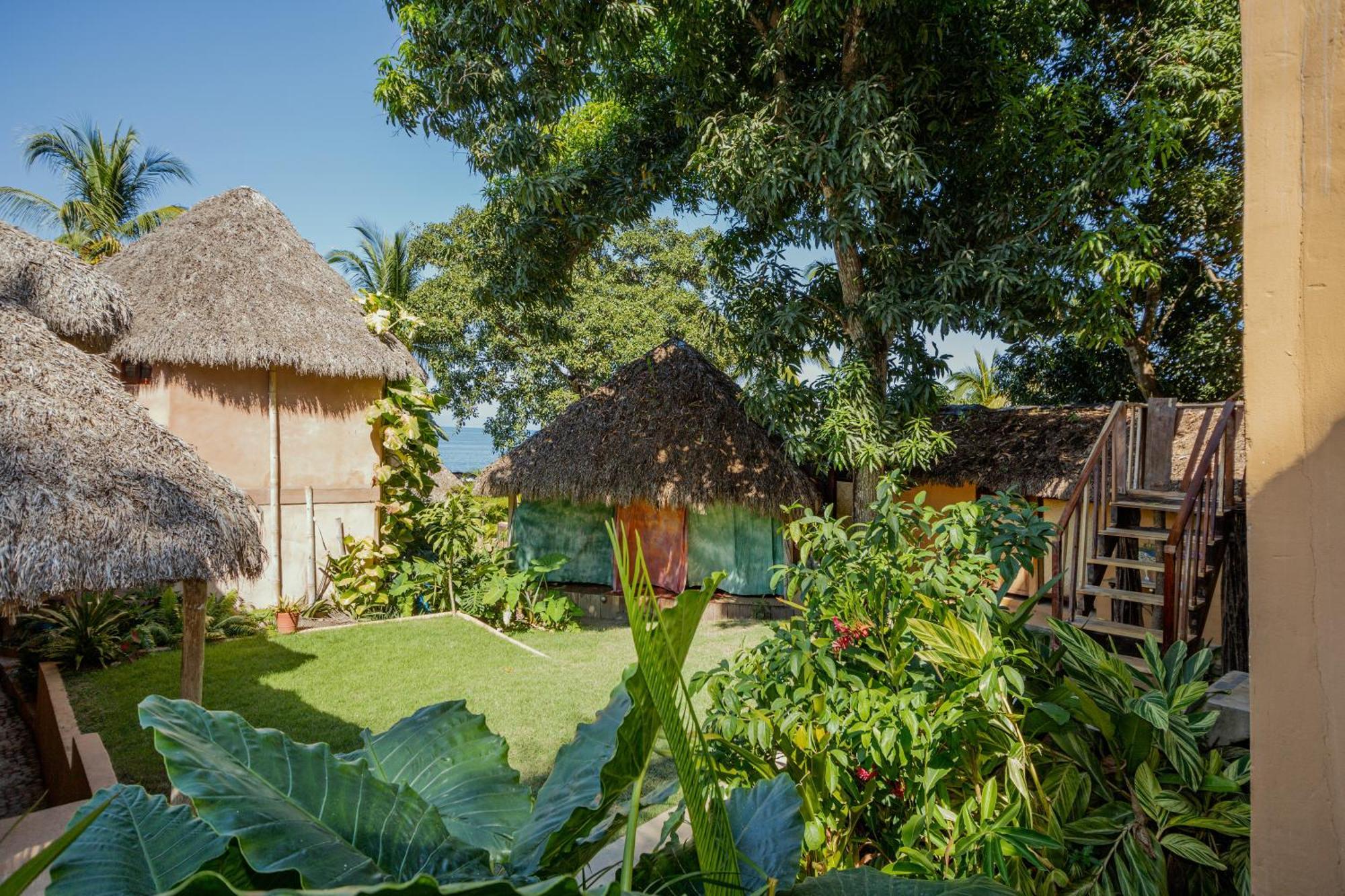Amaca Beach Hotel - Eco Resort Quiimixto Quimixto Exterior photo
